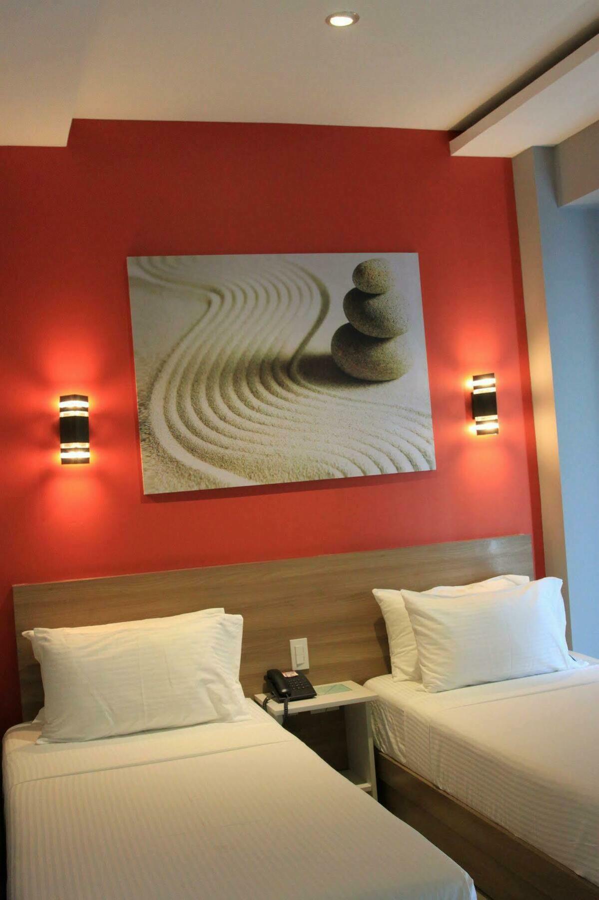 Sumo Asia Hotels - Davao City Buitenkant foto