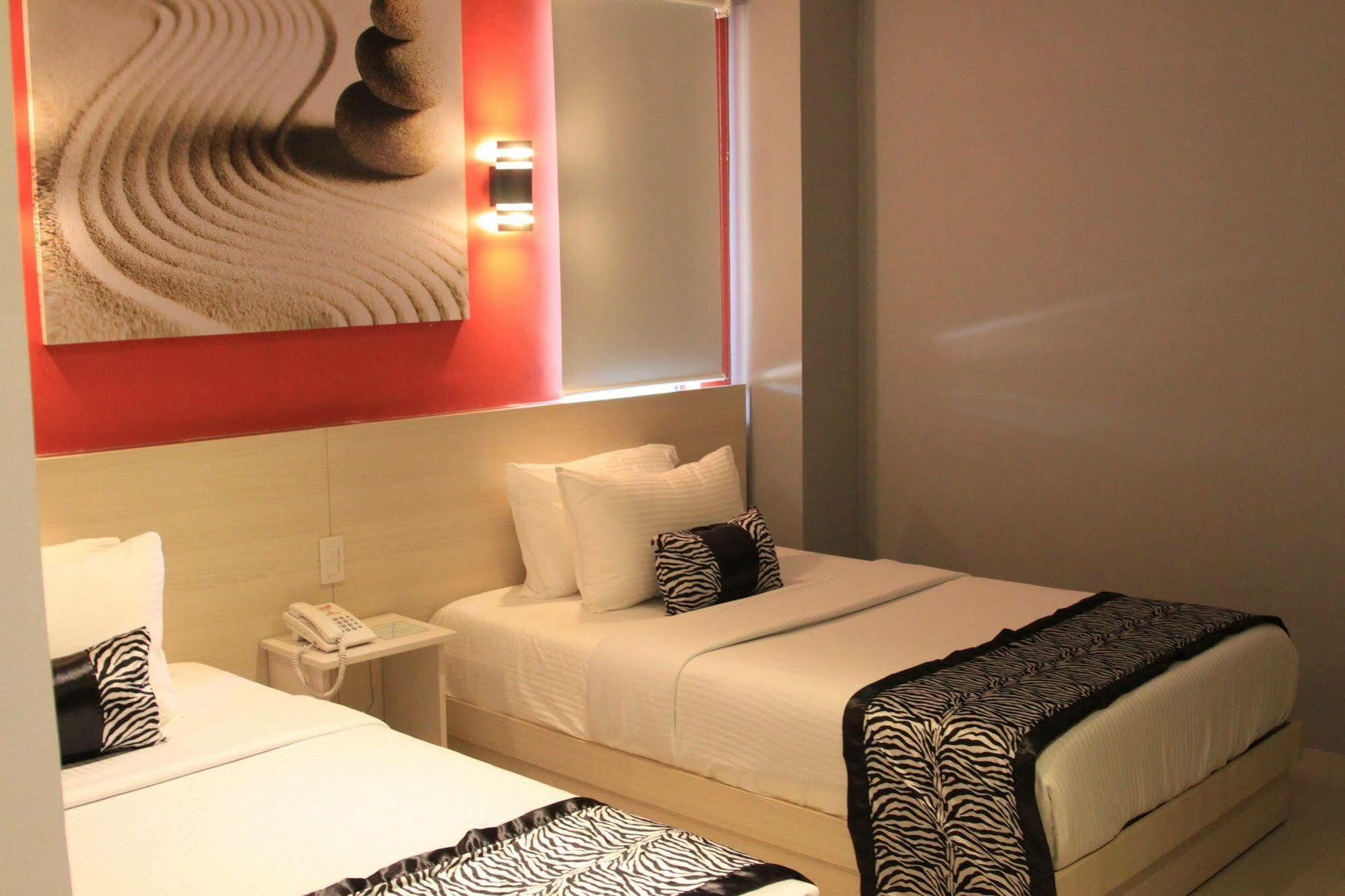 Sumo Asia Hotels - Davao City Buitenkant foto