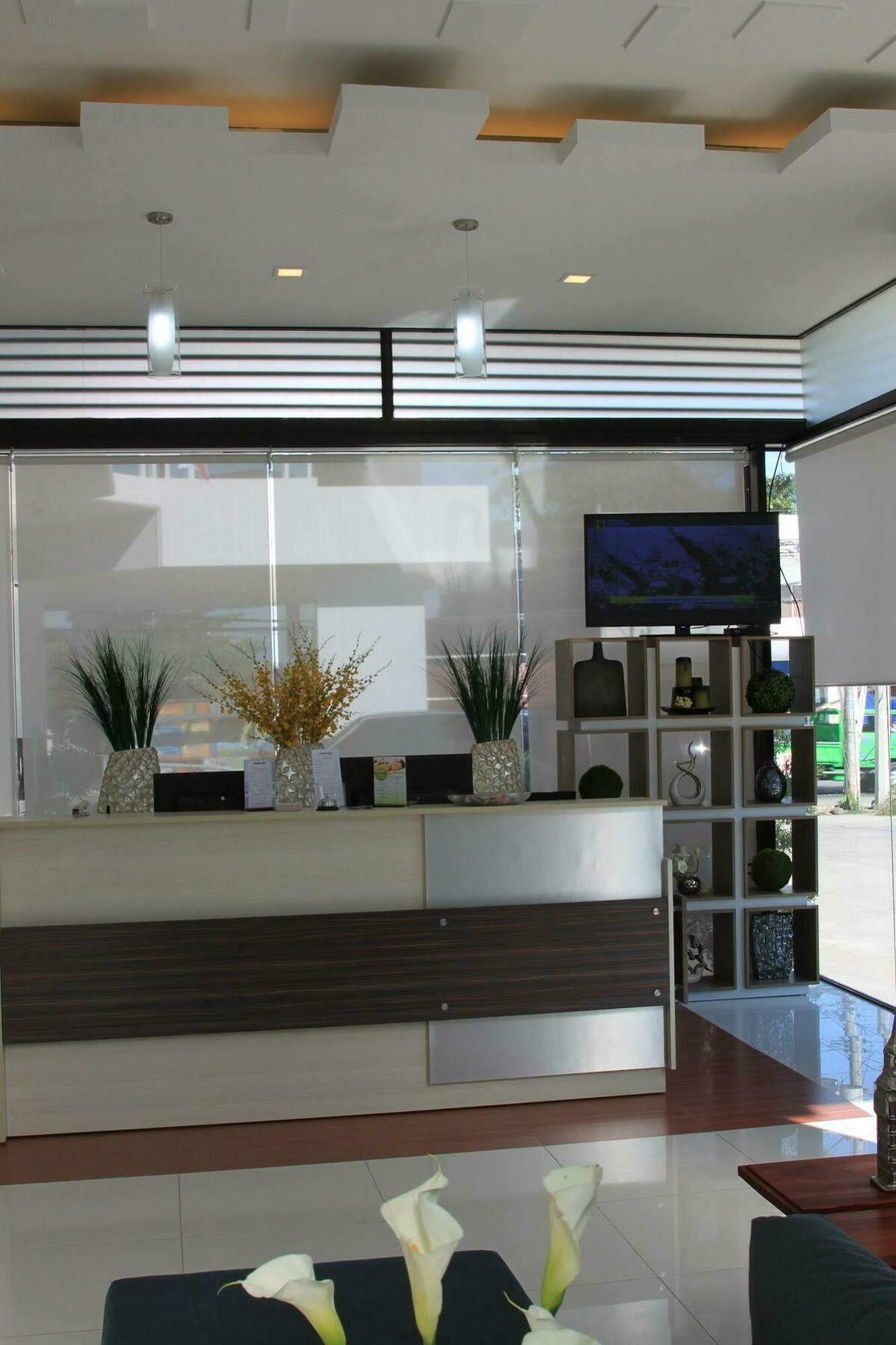 Sumo Asia Hotels - Davao City Buitenkant foto
