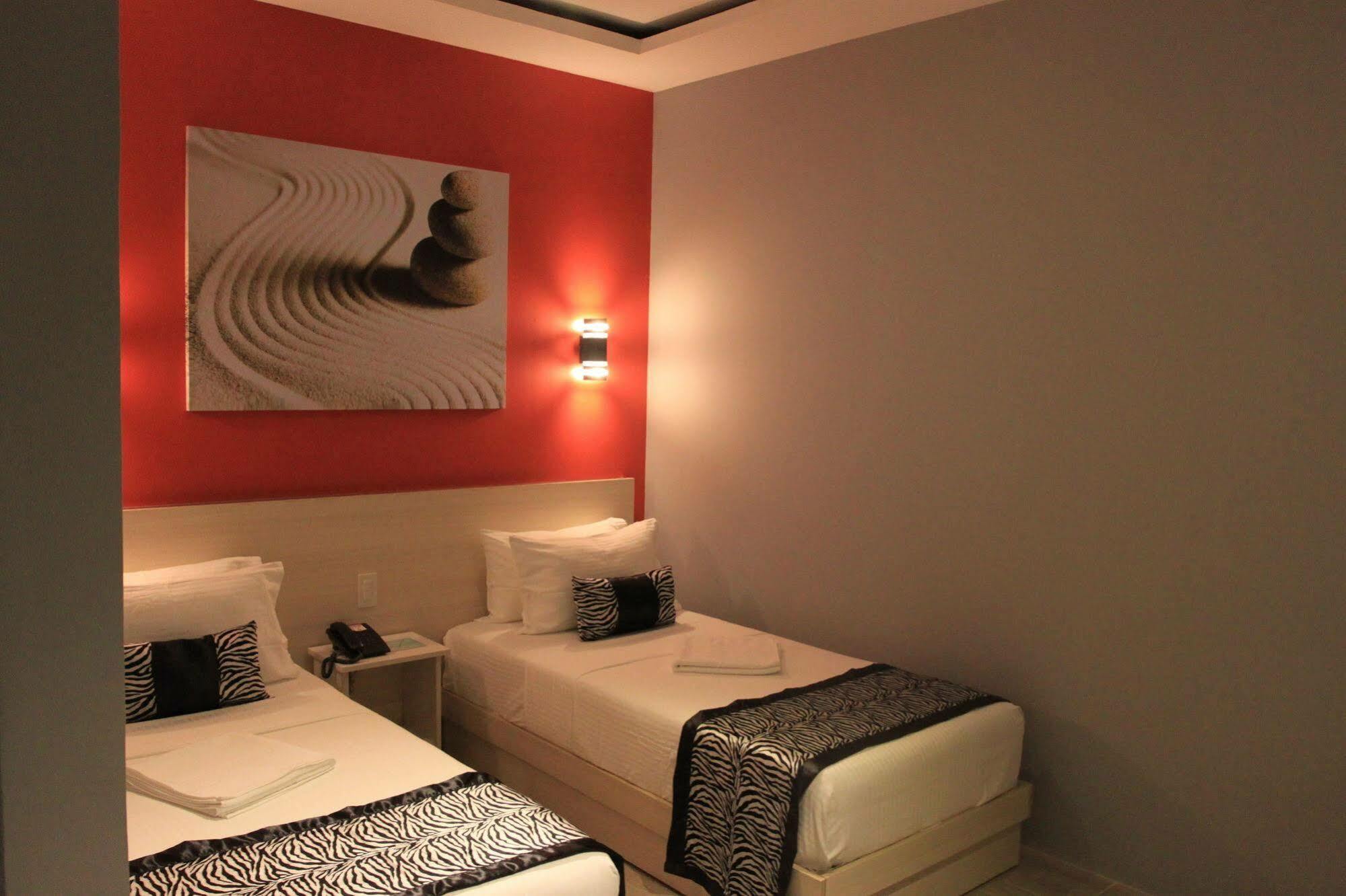 Sumo Asia Hotels - Davao City Buitenkant foto